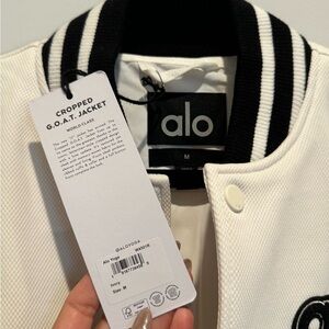 ALO Yoga Cropped GOAT Jacket Varsity Coat Ivory G.O.A.T. Logo Long Sleeve New M